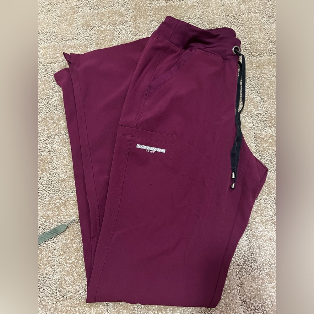 Women’s maroon scrub pants. Sketchers brand